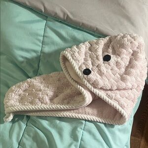 Cozy Pink Kids Hooded Towel